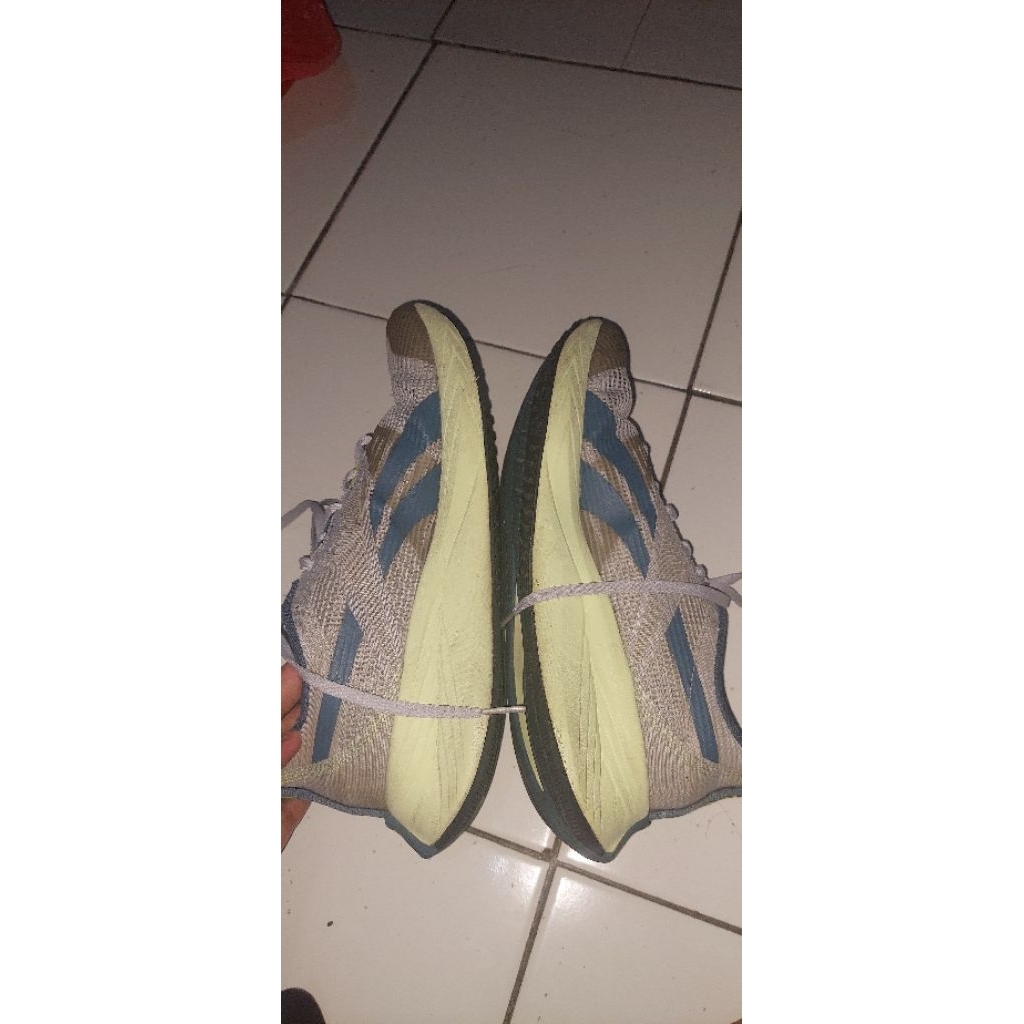 sepatu rebbok energen tech size 42