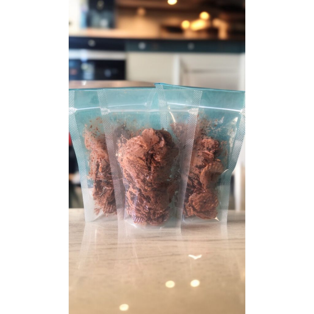 

paket hemat dapat 3 keripik pisang coklat