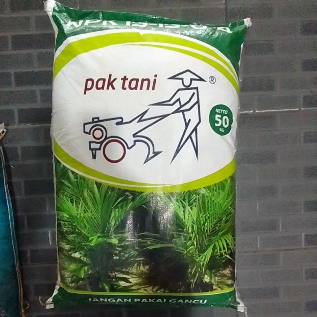 NPK Pak Tani 15-15-6-4 Kemasan Repack 1 Kg