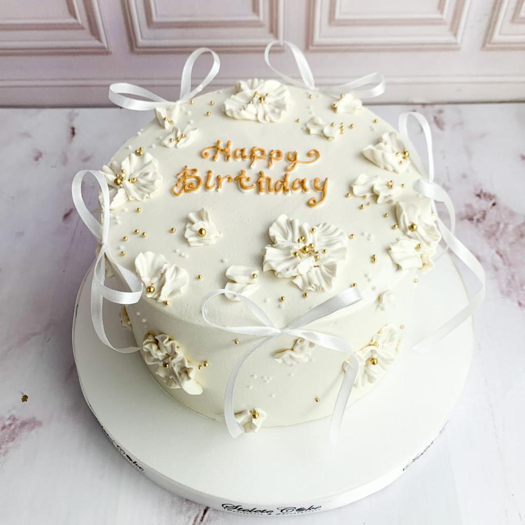 

Kue Ulang tahun/Birthday Cake/Kue Flower White/Cake Cream/Kue Birthday jakarta