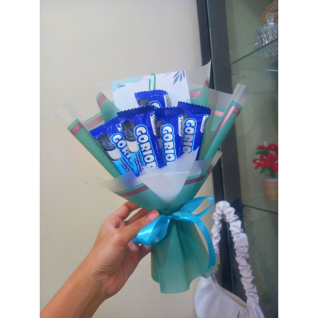 

BUKET / BUCKET SNACK | BUKET / BUCKET SNACK GORIORIO TERMURAH FREE KARTU UCAPAN
