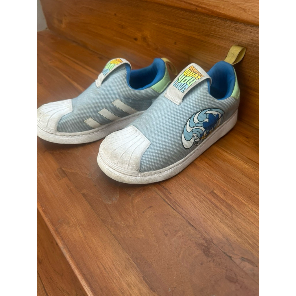 Adidas superstar preloved