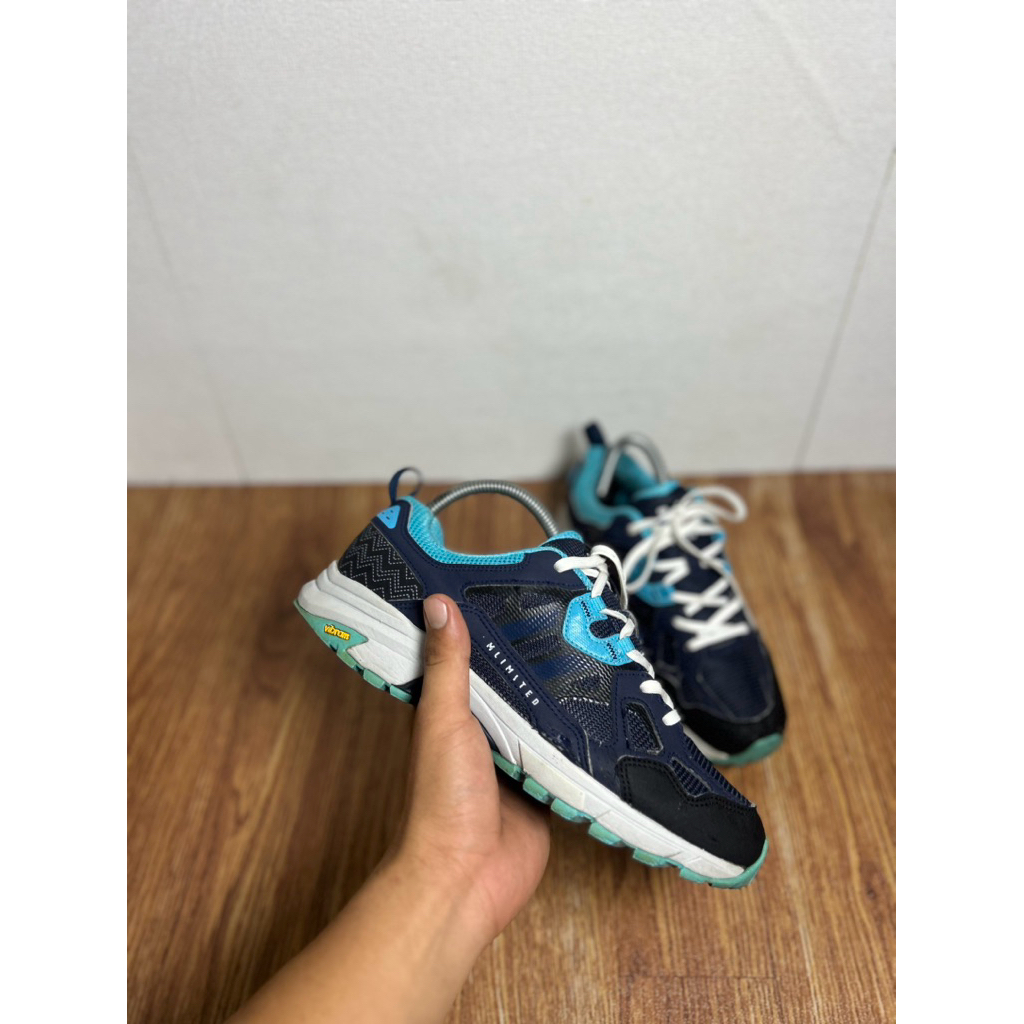 sepatu gunung original second MLIMITED