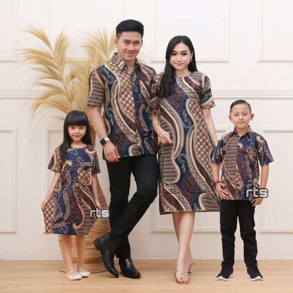 SAROJA | Dress Natal Batik Parang | Dress Natal Wanita Kekinian | Baju Natal Couple Keluarga Ayah Ib