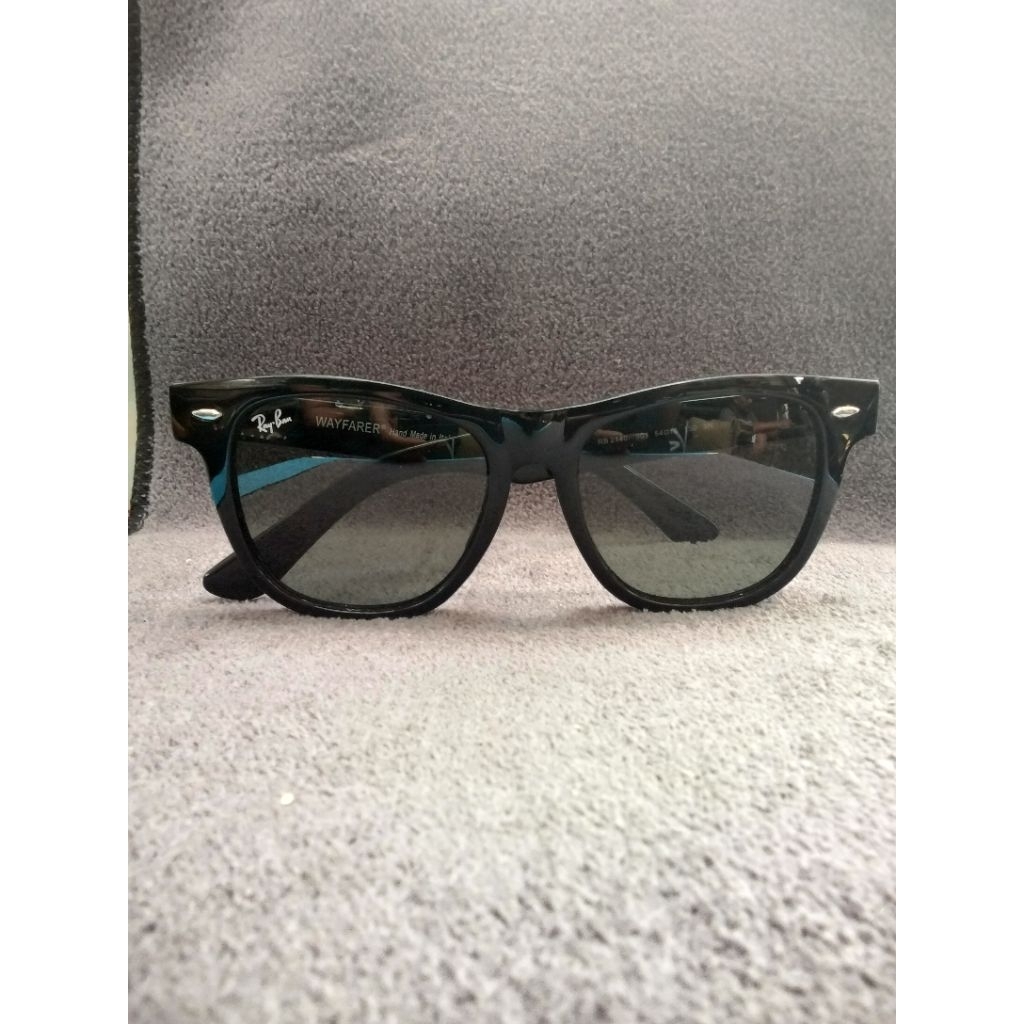 kacamata hitam WAYFARER RB2140 901