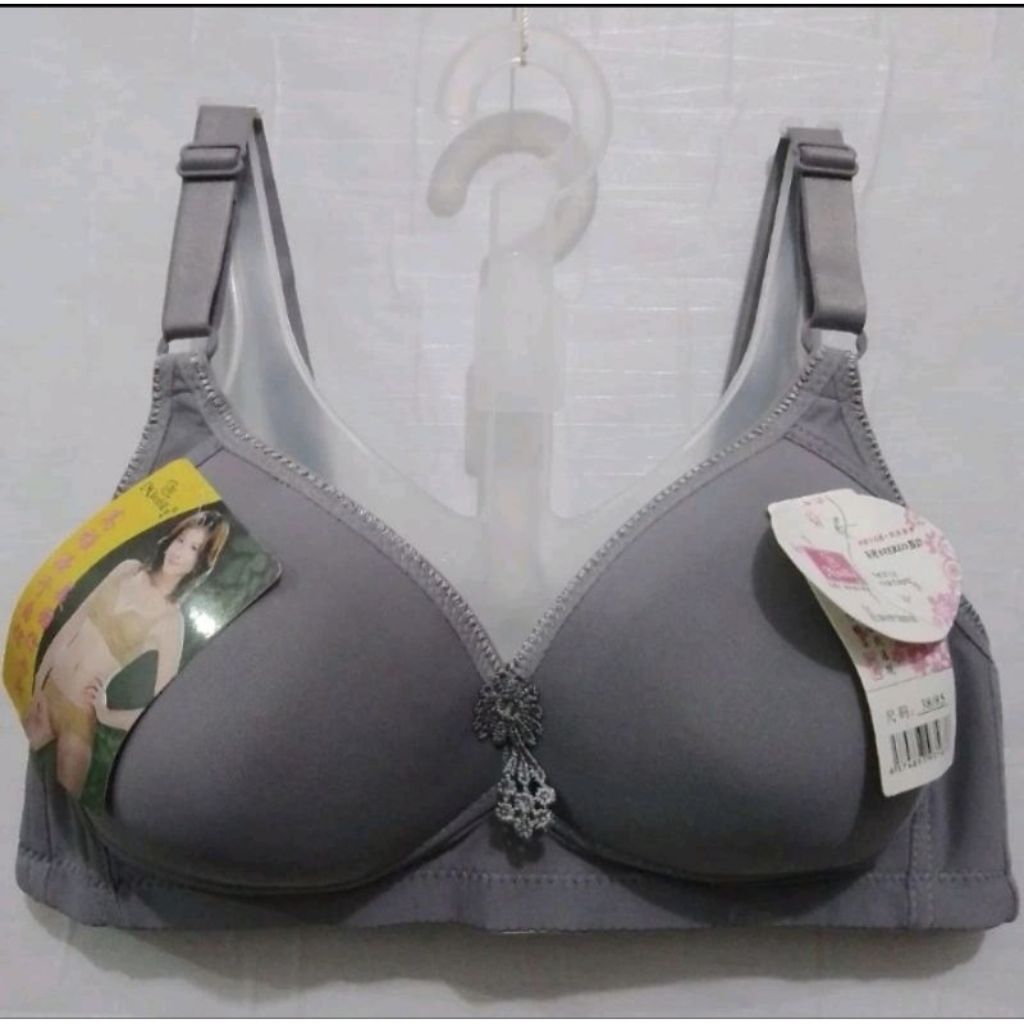 Bra/Bh Misslily 128 Import Cup C Besar Kait 3 Tanpa kawat  Busa tipis Ukuran Jumbo