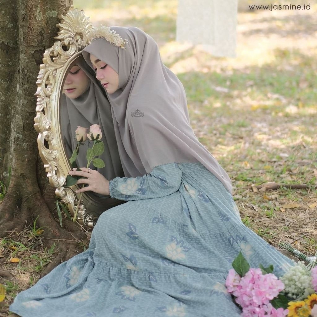 Kirana Dress by Jasmine Lidiahadiwinoto