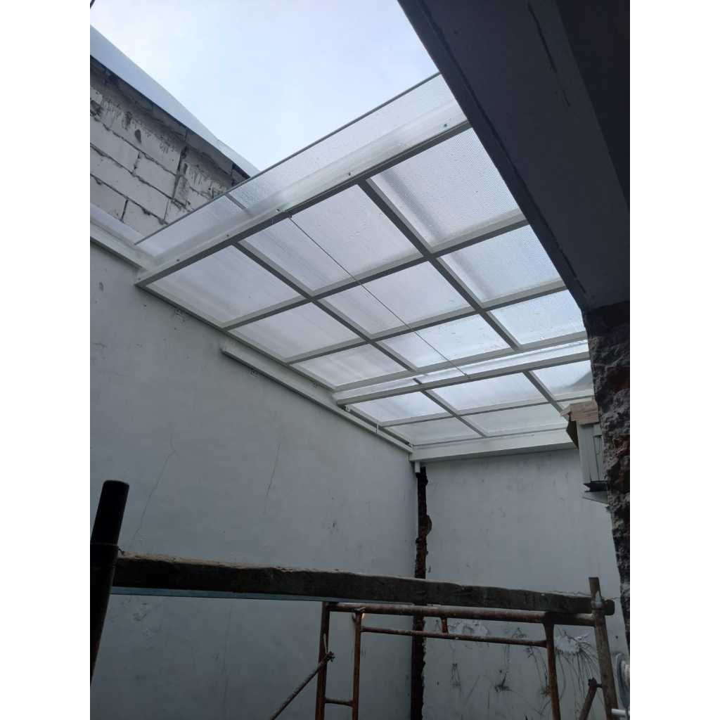 Kanopi Sliding Atap Solarflat Transparan atau Polycarbonate Model Minimalis Modern