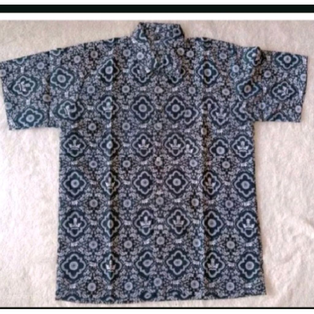 Raqila batik seragam sekolah SMA