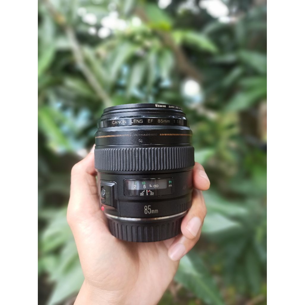 lensa canon EF 85mm F/1.8