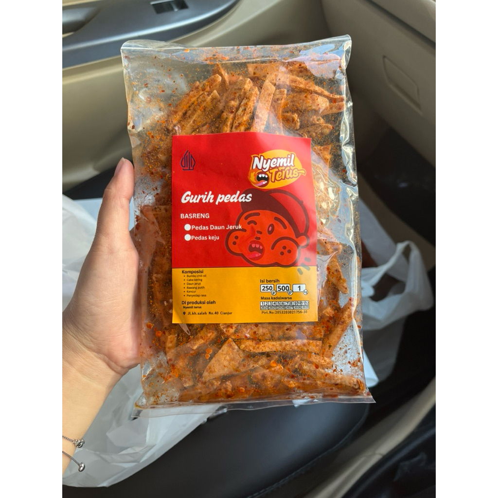 

KERUPUK KERIPIK BASRENG PEDAS DAUN JERUK