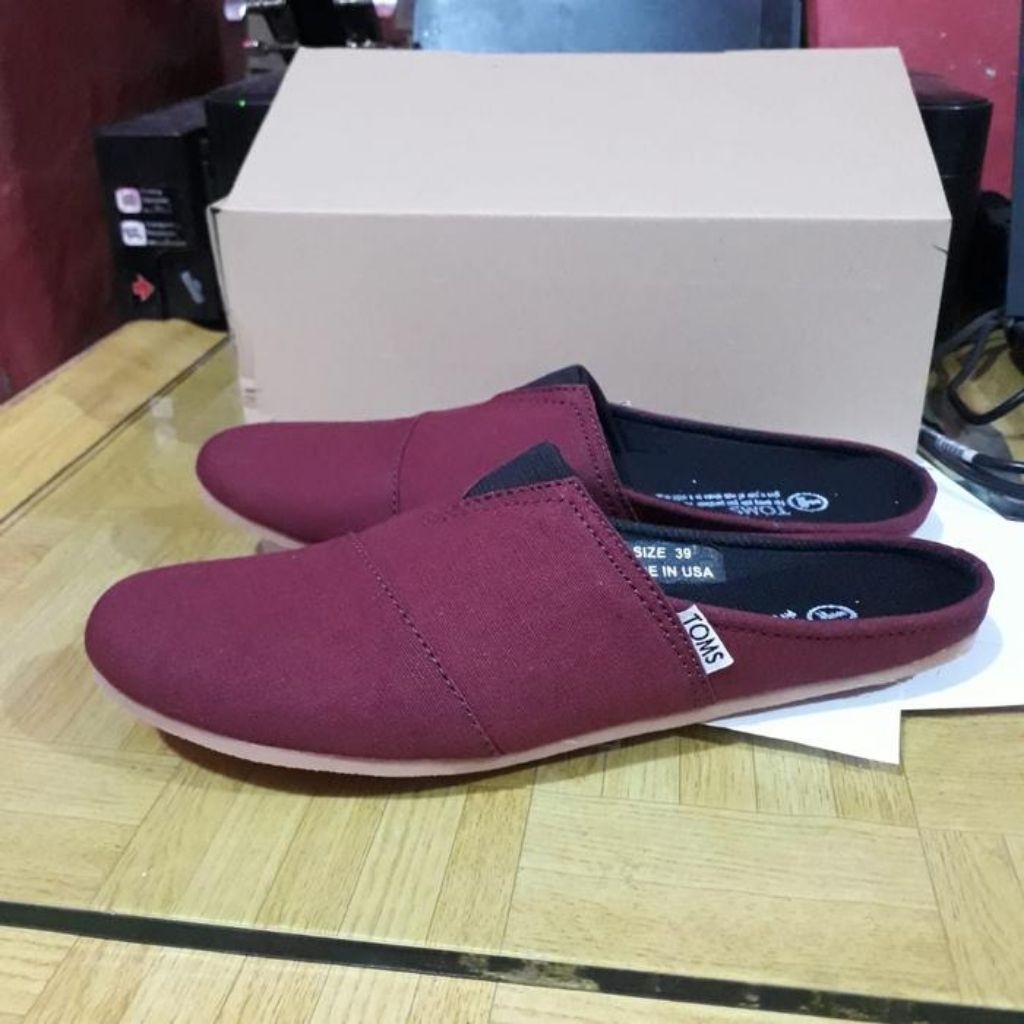 sepatu toms warna zz4 ungu buat pria