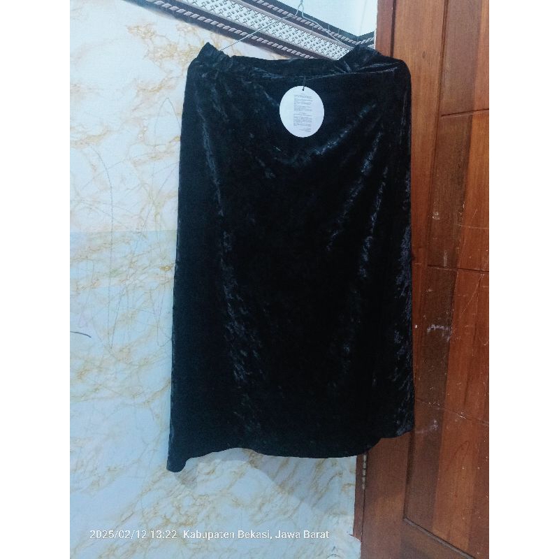 Rok Beludru hitam (new)