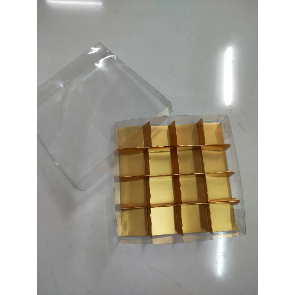 

Box Mika Coklat/Praline sekat 16