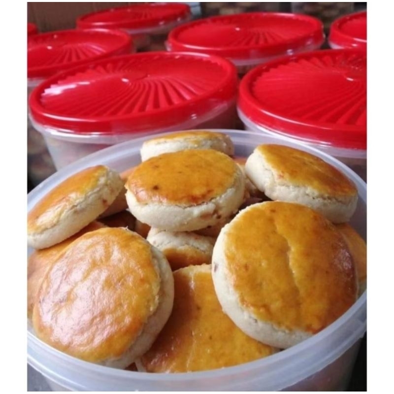 

kue kacang toples 1,5 liter gurih, renyah dan manis
