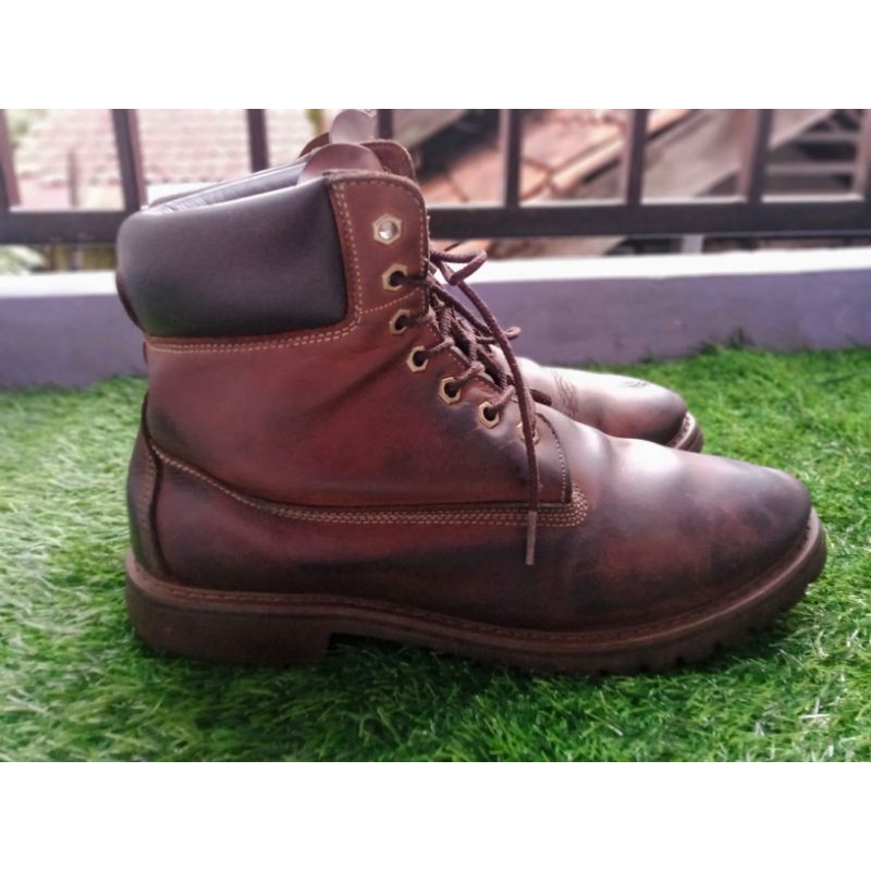 Hawkins boot