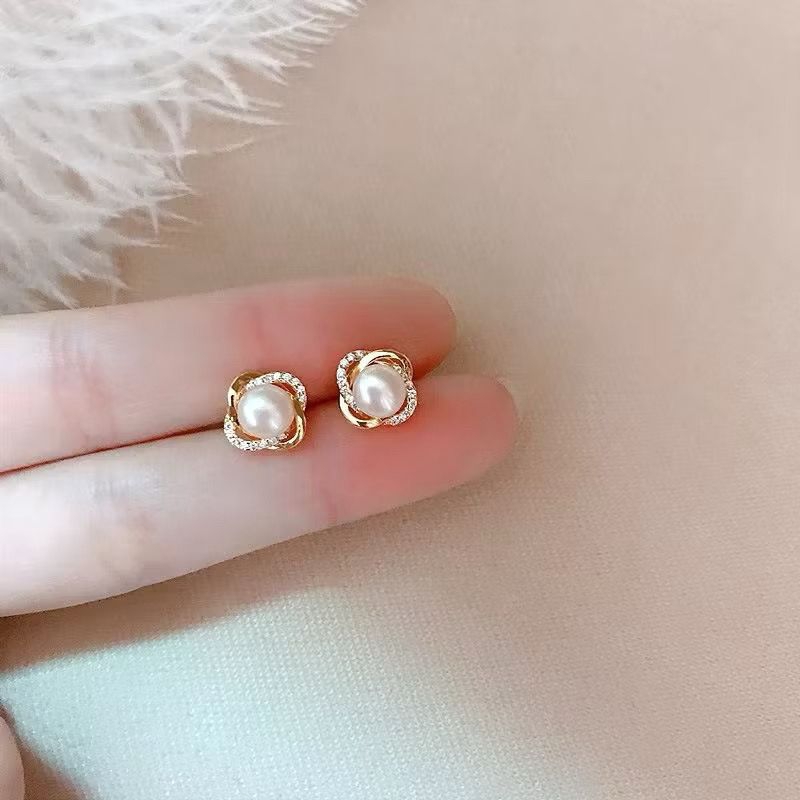 Anting Gulistan Lilit Mutiara Anting Stud Fashion Elegan