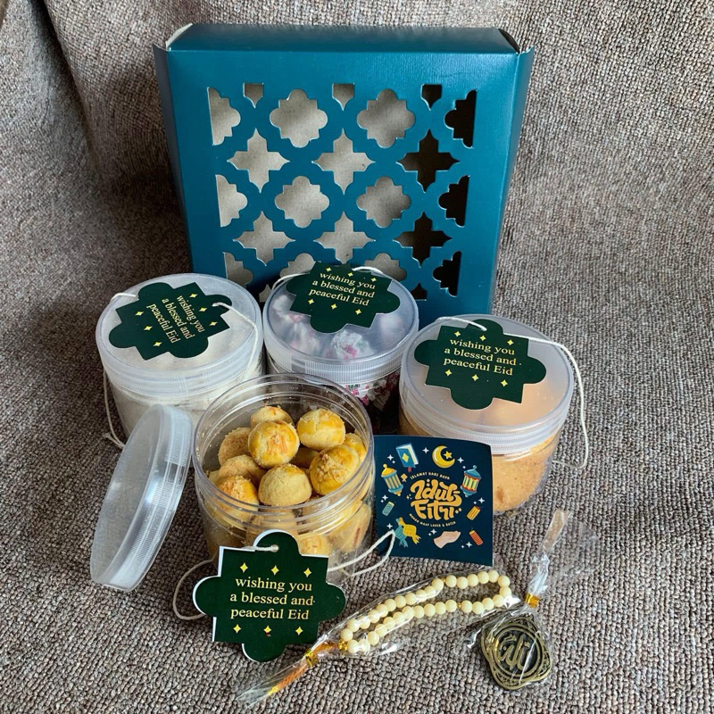 

HAMPERS KUKER SEPAKET ISI 4