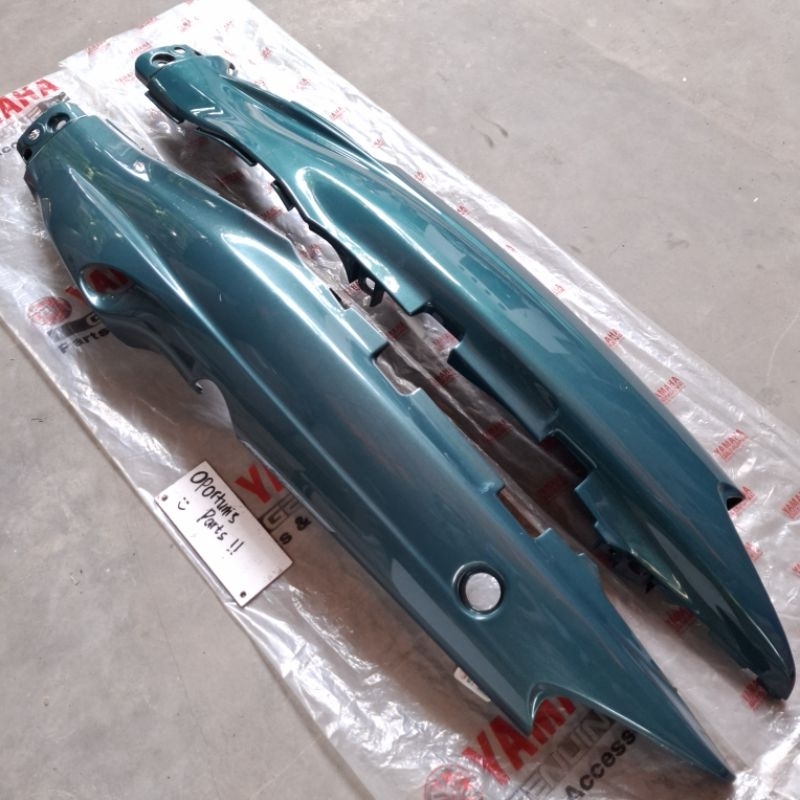 Side cover body bodi belakang Vega lama hijau | 4US-F1731-00-P2