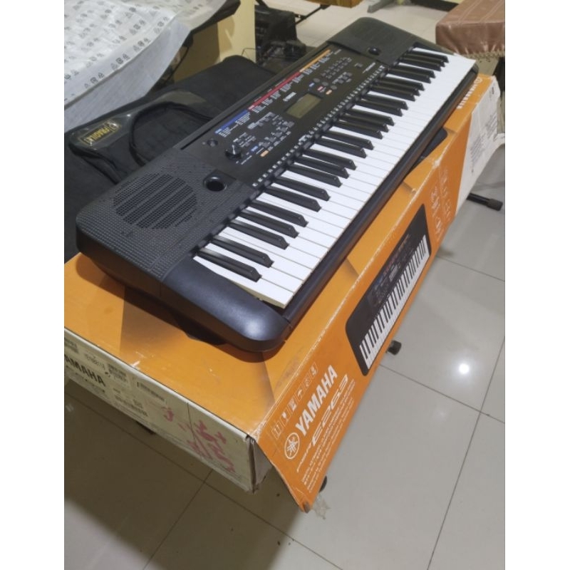 Keyboard Yamaha PSR E 233, cocok untuk pemula
