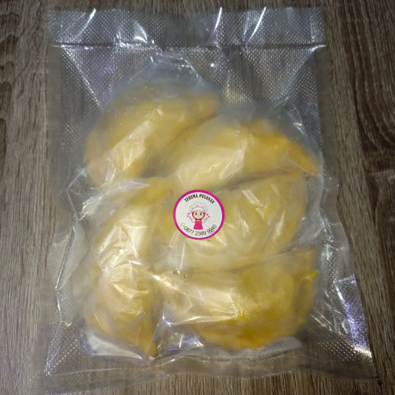 

Pastel Kari Ayam Frozen isi 5 free 1 pcs