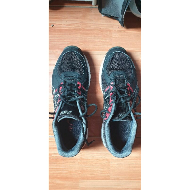 Sepatu Asics Gel Jolt 2