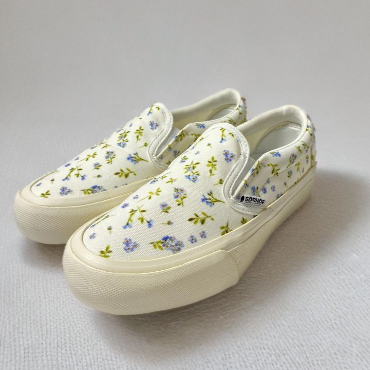 Sepatu Slip On Lily Leisure