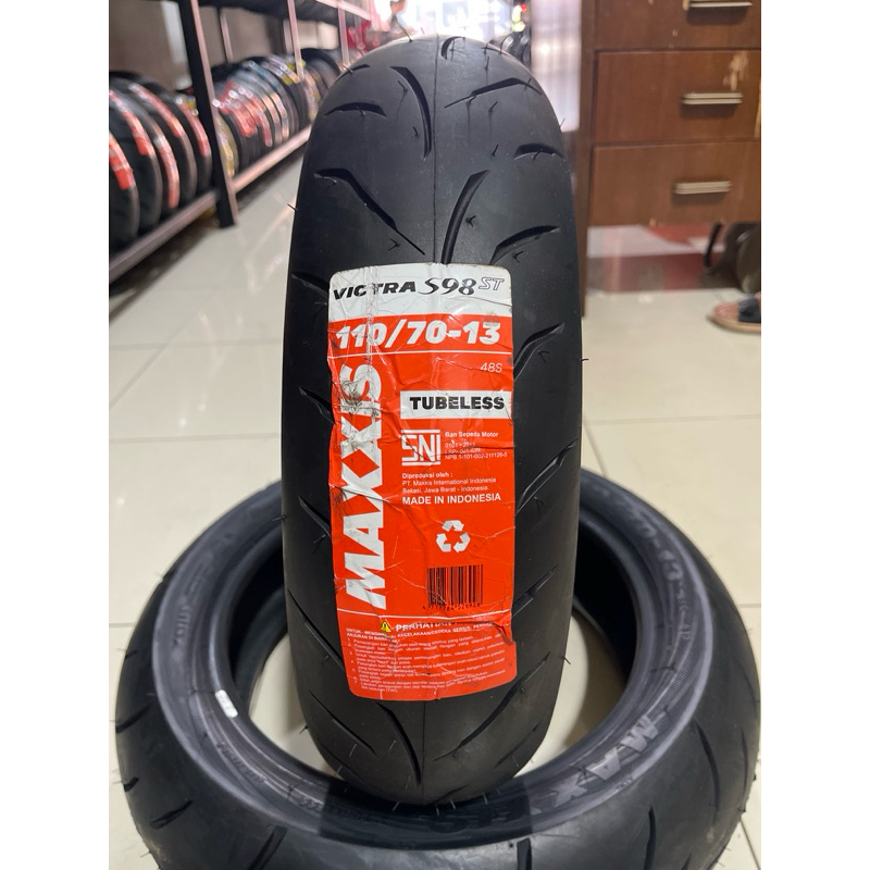 ban maxxis victra s98 st 110/70-13 untuk motor yamaha Nmax
