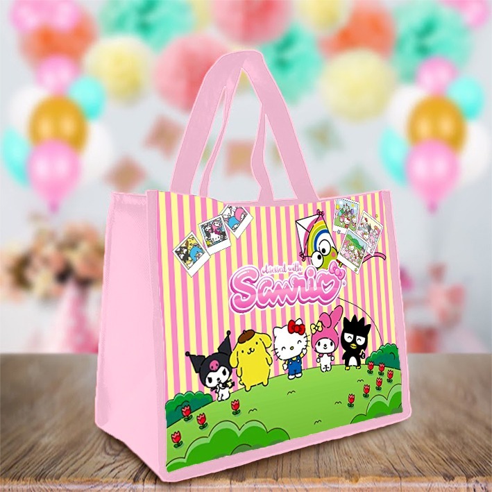 

Goodie Bag Tas Ultah Souvenir Ulang Tahun Tasyakuran Aqiqah goodie bag MOTIF SANRIO