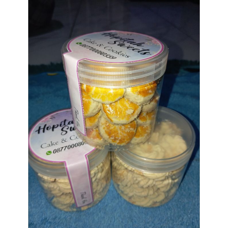

kue lebaran kue salju po 3-5 hari