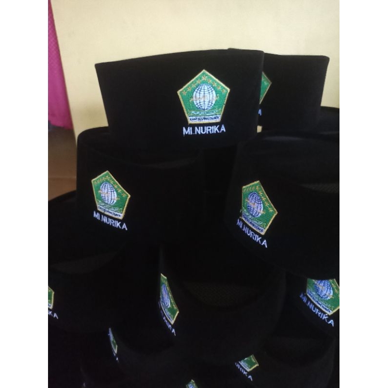 PECI MOTIF BULU MERAH AC ANAK & DEWASA TINGGI 8 &  9 CM