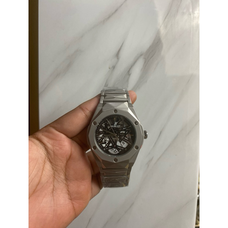 Jam Tangan Pria Hublot Baterai