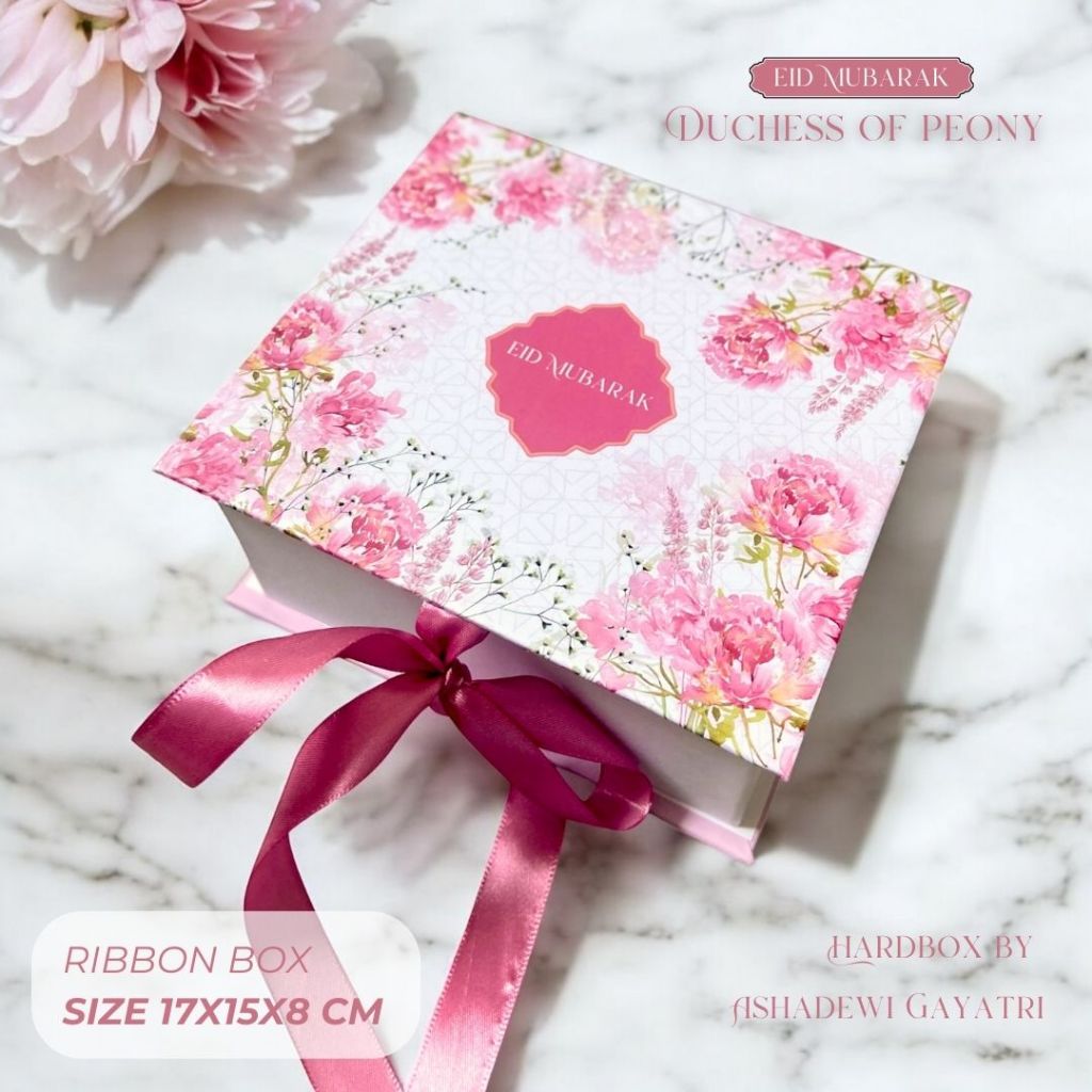 

HARDBOX BY ASHADEWI - EID MUBARAK - DUCHESS OF PEONY (17X15X8 CM) / BOX LEBARAN / HAMPERS