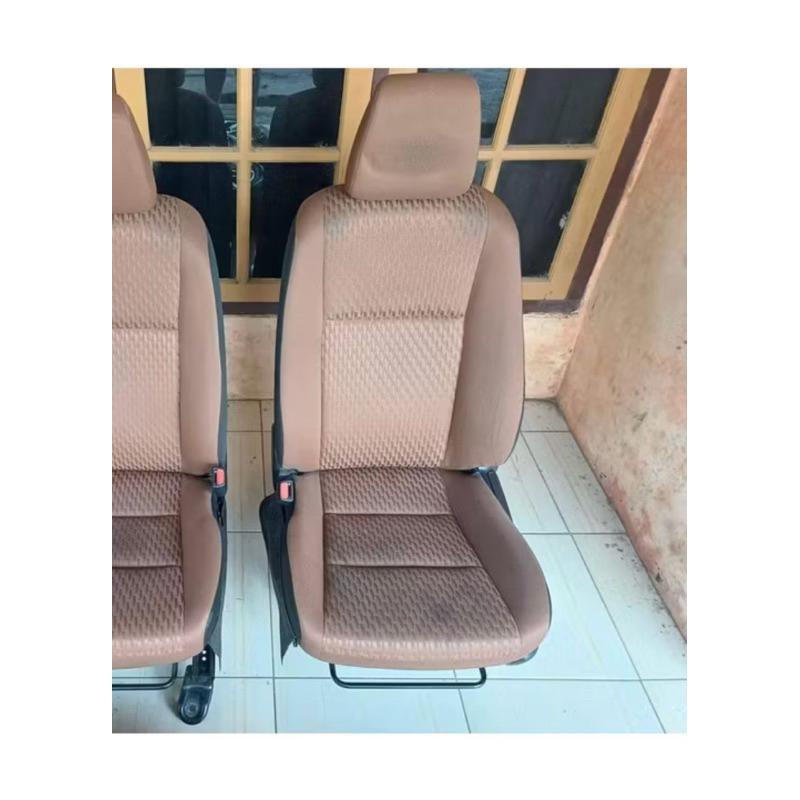 Jok Bangku Seat Depan Bagian Kiri Innova Inova Reborn Type G original copotan