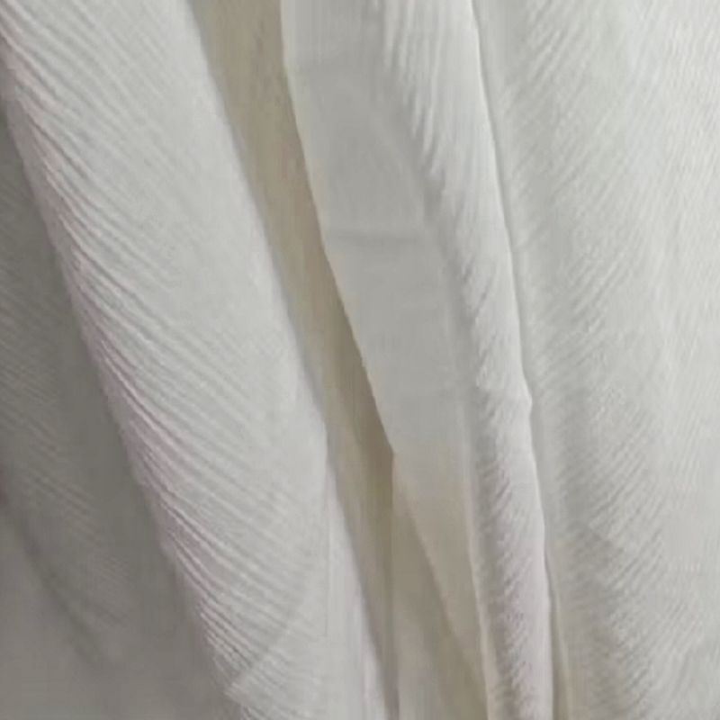 kain crinkle yoryu potongan, warna Broken white dan abu
