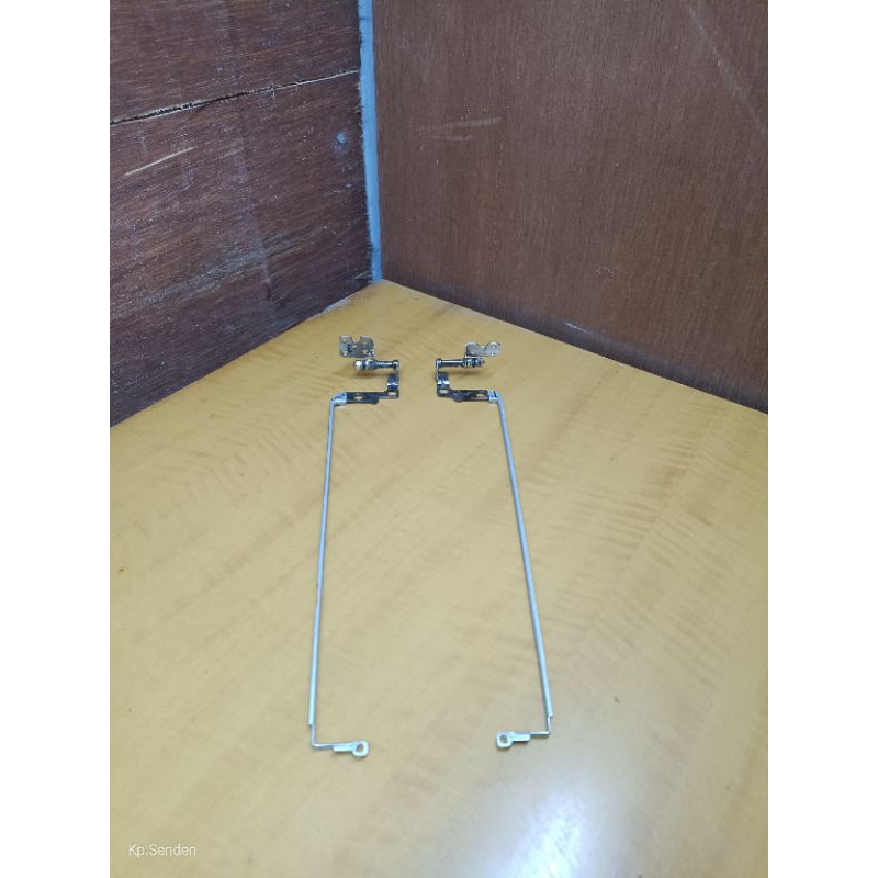 Engsel Laptop Toshiba Satellite C55-B1188