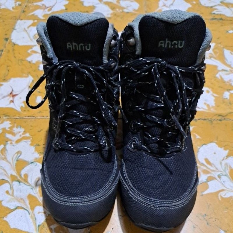 Sepatu Hiking TEVA AHNU SUGARPINE II