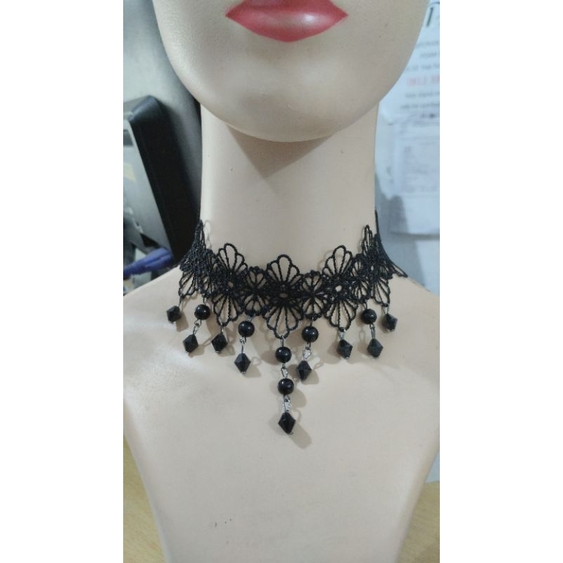 choker renda hitam gothic Halloween