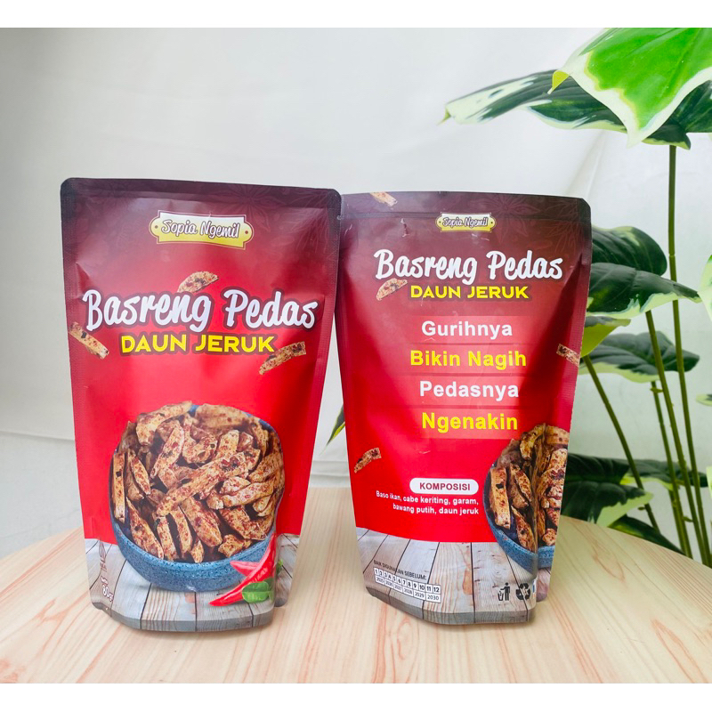 

Basreng pedas daun jeruk 80g