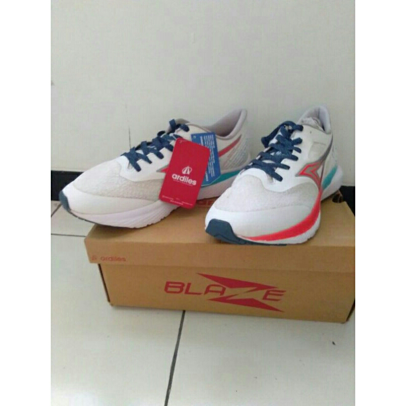 Sepatu Running Ardiles Raiton Blaze