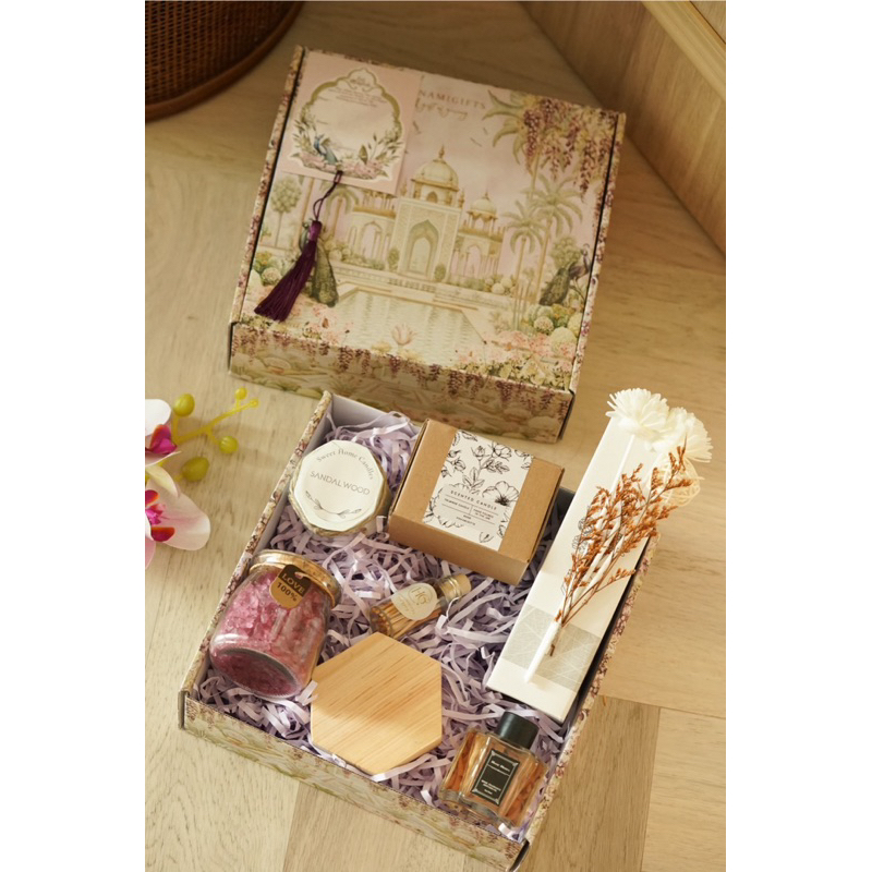 

SALAK - Hampers Eid Mubarak/Hampers Lebaran/Hampers Idul fitri/Hampers Set Aromatherapy