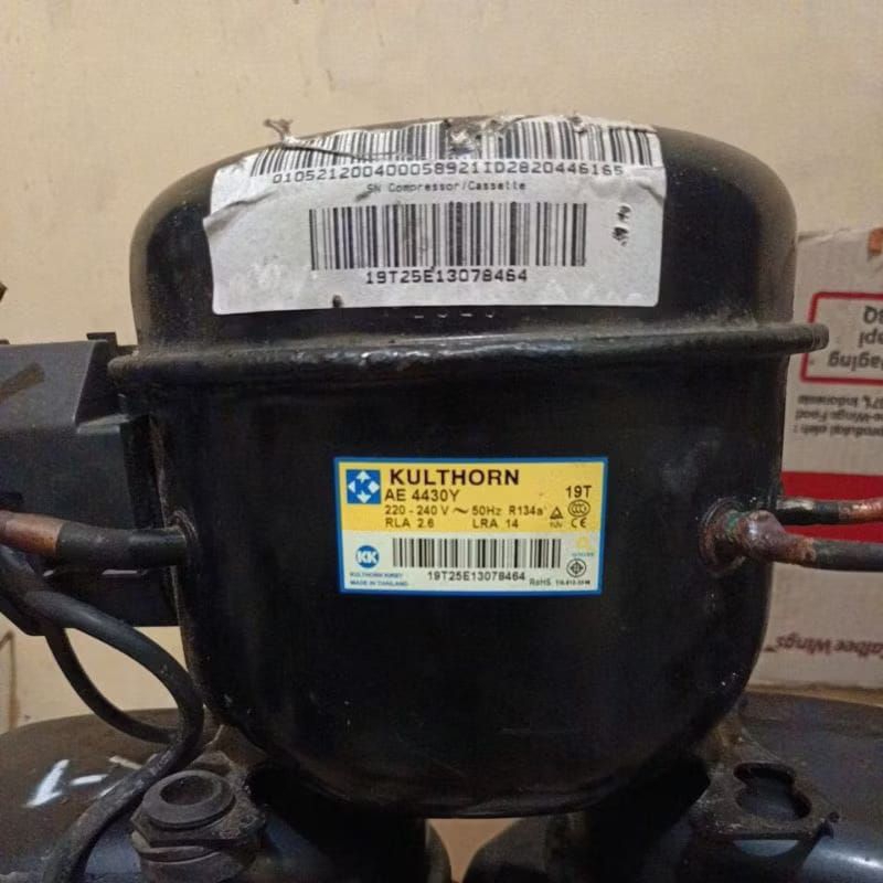 KOMPRESOR 1/4 PK  ORIGINAL HITACHI, EMBRACO, AQUA,,TOSHIBA, KULTRHON, GMCC / SHARP ,NIHONG BISA UNTU