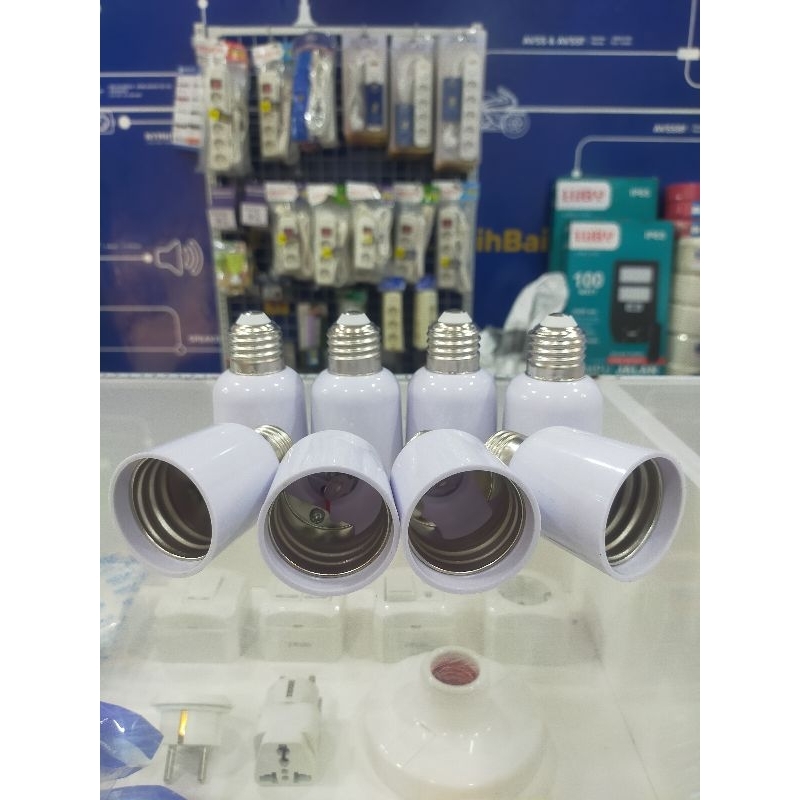 FITTING LAMPU CONVERTE E27 KE E40