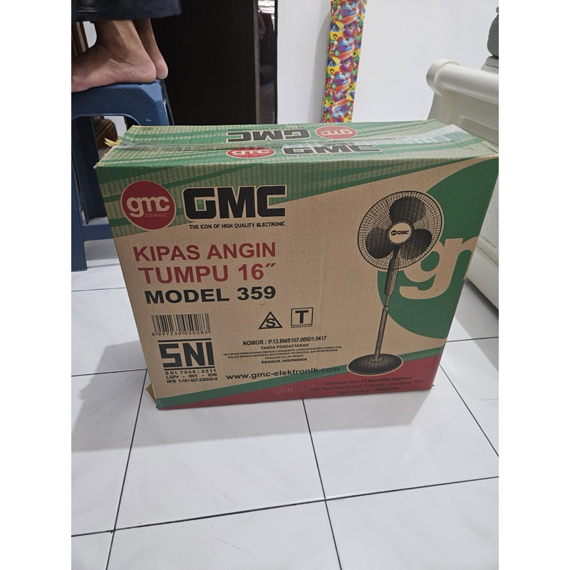 Kipas Angin GMC Model 359