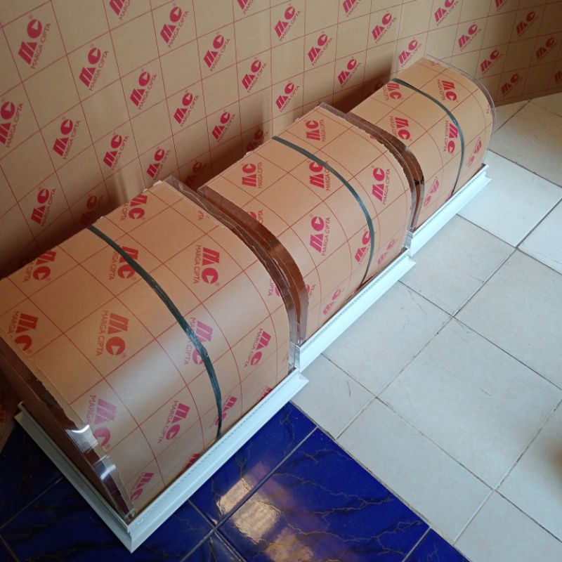 Hantaran Seserahan Akrilik Lengkung Oval paket isi 3