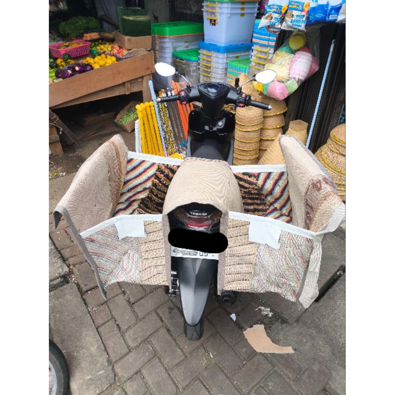 Motor Kurir Jumbo Tas Motor Kurir Jumbo Bahan Tebal Anti Air Tas Belanja Serbaguna 5 Ukuran Deskrips