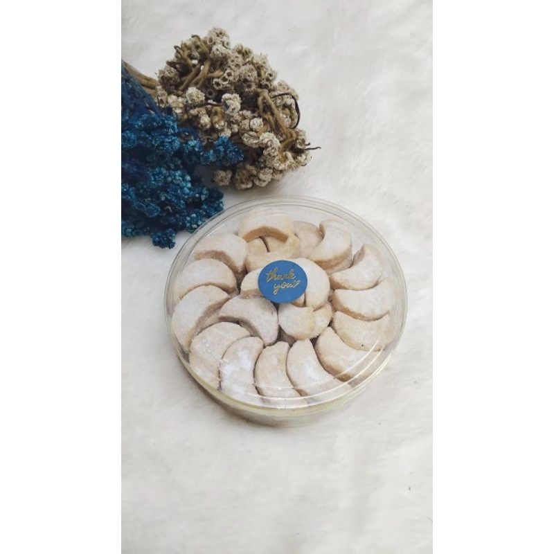 

KUE SALJU MAK YEM LEZAT DAN BERGIZI