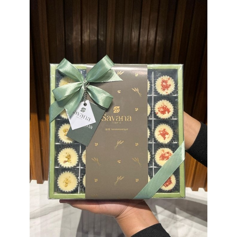 

Savana Cakery - Coklat praline Box isi 50gr