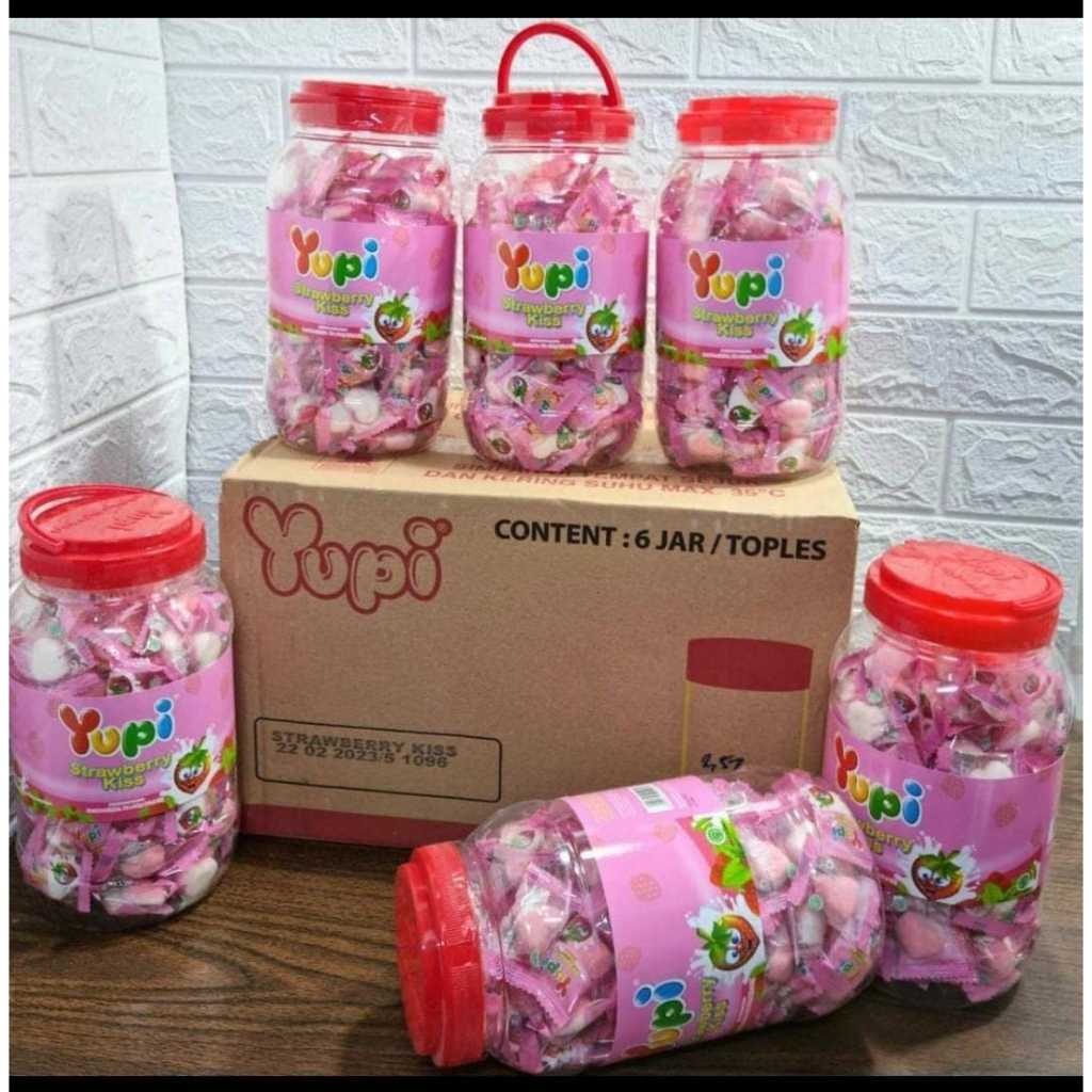 

PERMEN YUPI STRAWBERRY 1 TOPLES