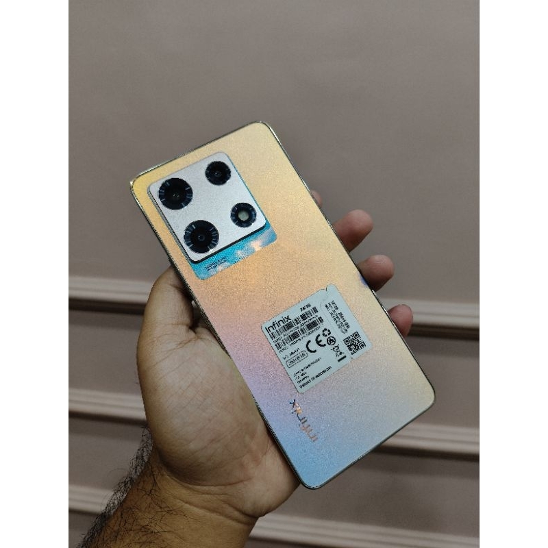 Infinix note 30 pro 8/256 free wireless charging